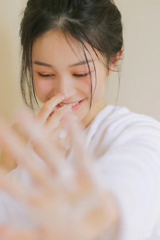 在公车上被一个接一个